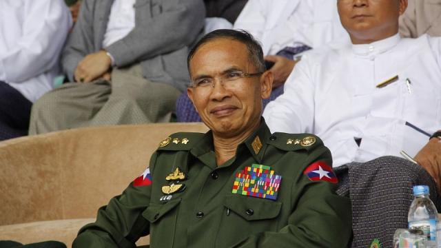 မုန္တိုင္း ျဖတ္ေက်ာ္မည့္ေဒသမ်ားသို႔ ကူညီကယ္ဆယ္ရန္ အသင့္ျပင္ထားဟု ကာကြယ္ေရးဝန္ႀကီး ေျပာ