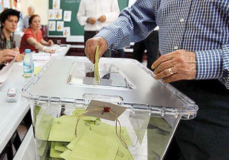 حزب معارض رئيسي في تركيا يعلن انه سيطعن على الاستفتاء