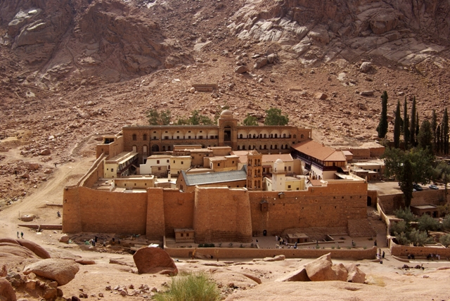 ISIS gunmen kill policeman in attack near Egypt's St. Catherine's Monastery