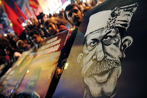 المجلس الأعلى للانتخابات يرفض مطالب المعارضة بالغاء الاستفتاء في تركيا