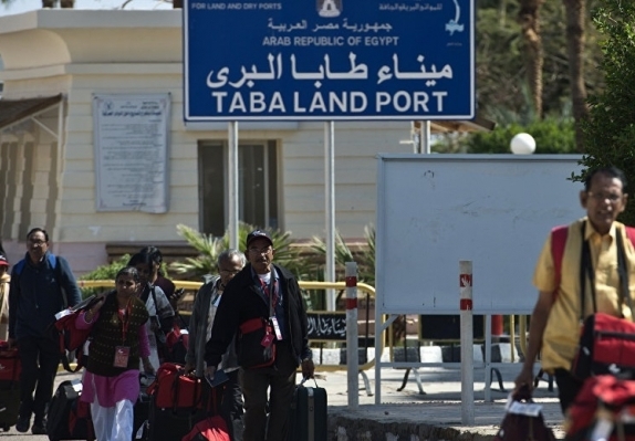 فتح معبر طابا أمام الإسرائيليين للعبور إلى سيناء
