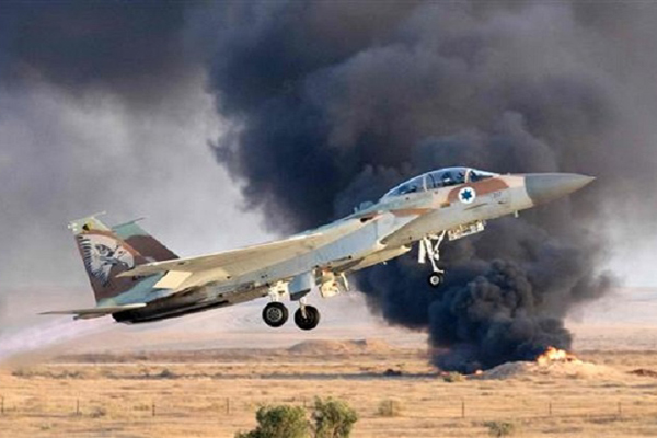 シオニスト政権軍の戦闘機がシリア軍の拠点を攻撃