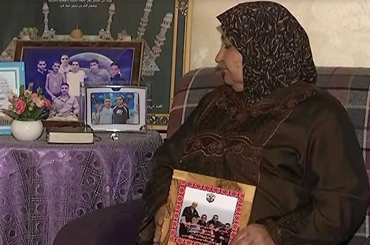 فيديو/ ام فلسطينية تخوض اضراباً عن الطعام لليوم 6 تضامناً مع ابنائها الاسرى