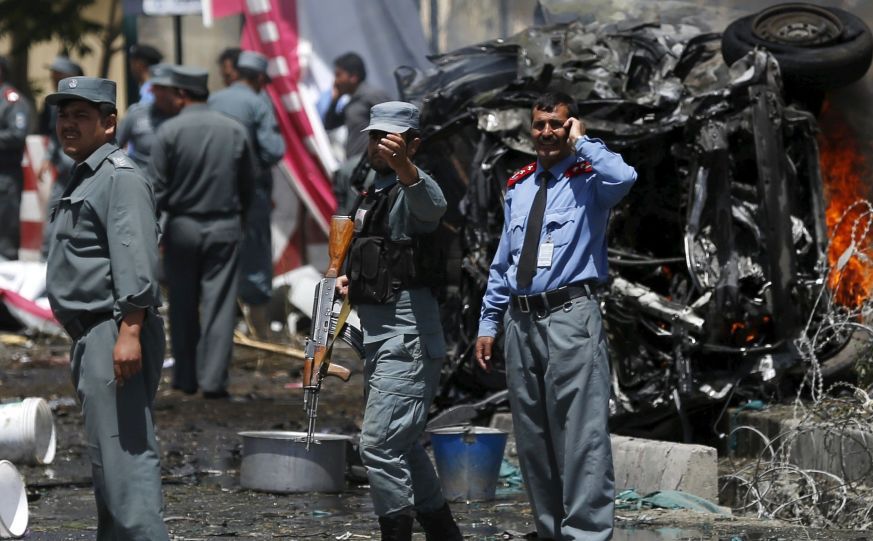تفجير سيارة مفخخة يستهدف قاعدة جوية في شرق أفغانستان