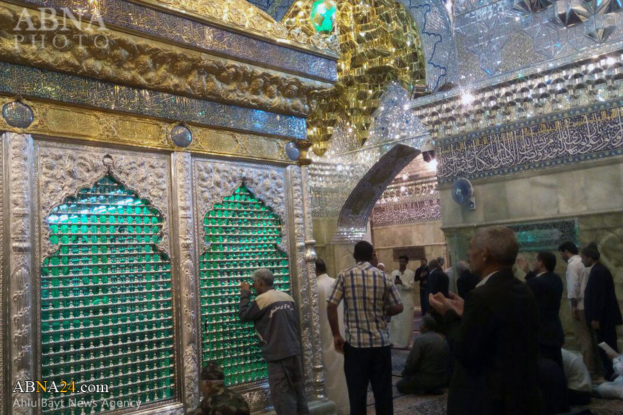 بغیر رسمی تقریب کے حرم امامین عسکریین(ع) کی ضریح کی رونمائی+ تصاویر