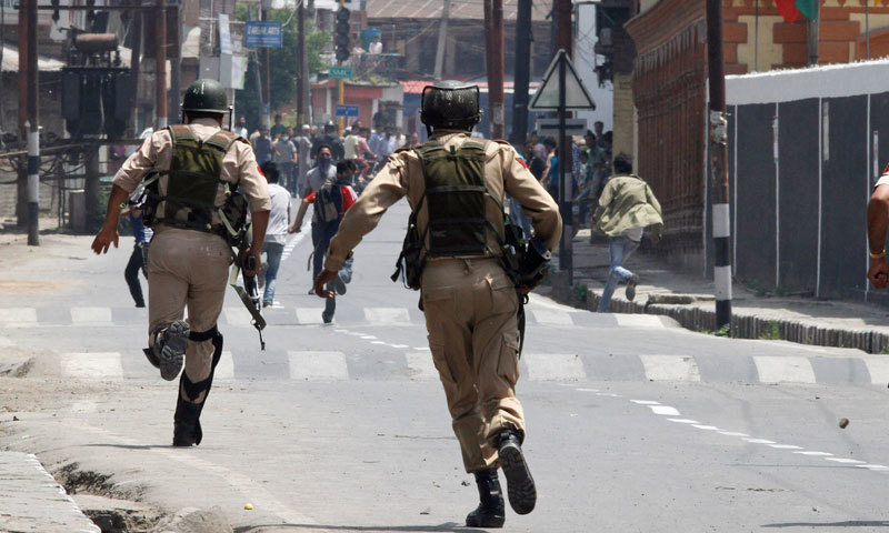 Indian Kashmir blocks social media after clashes