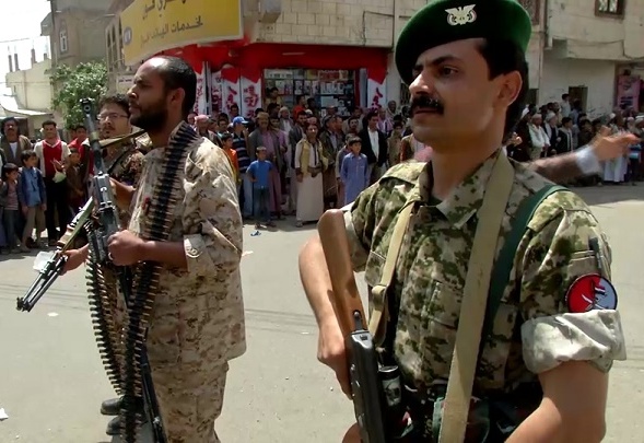 يمنيون يتطوعون للجهاد ضد العدوان السعودي 