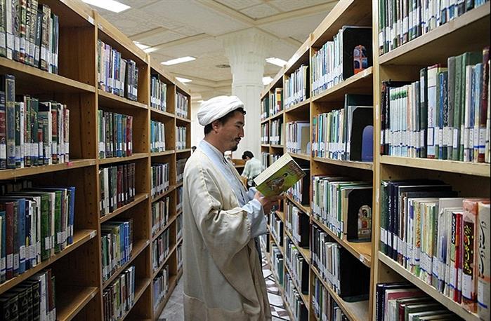 Collection of foreign books on subject of Prophet available in library of Astan Quds Razavi