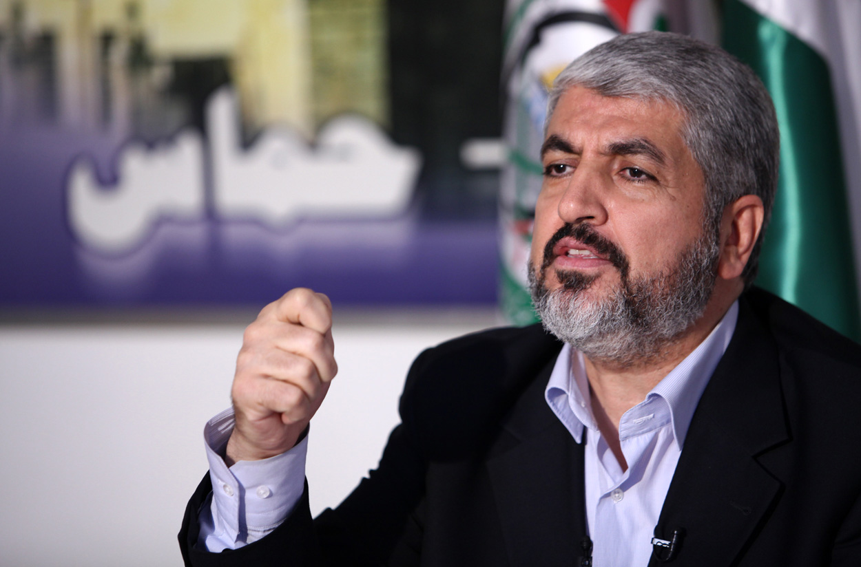 خالد مشعل يعد ببذل "المستحيل" من أجل حرية الأسرى