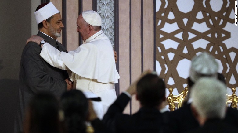 Papa Francisco desde Egipto: Hoy se Necesitan Constructores de Paz, No Provocadores de Conflictos