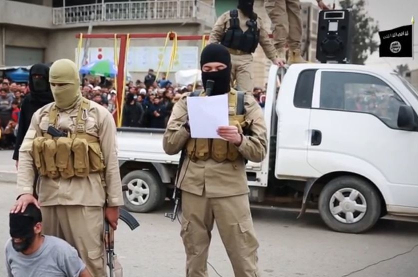 داعش يرتكب مجزرة جديدة ويقتل 14 شخصا بينهم دكتورة معروفة في الموصل