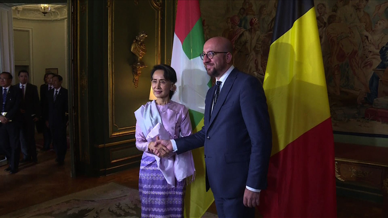 ႏိုင္ငံေတာ္၏ အတိုင္ပင္ခံပုဂၢိဳလ္ ေဒၚေအာင္ဆန္းစုၾကည္ႏွင့္ ဘယ္လ္ဂ်ီယံ၀န္ႀကီးခ်ဳပ္တို႔ ေတြ႕ဆံု