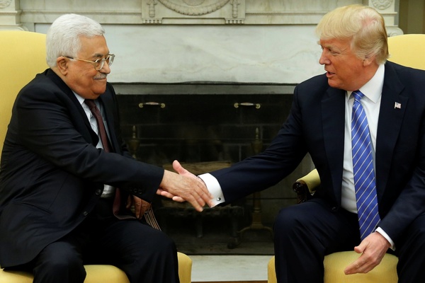عباس يعلن عن استعداده للاعتراف بدولة الاحتلال الاسرائيلي!!