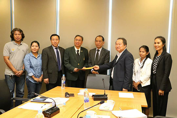 လိပ္ကြၽန္းအမႈ ေနာက္ဆံုးအယူခံ အထူးအႀကံျပဳခ်က္တစ္ရာေက်ာ္ကို ျမန္မာကိုယ္စားလွယ္အဖြဲ႕ ေပးအပ္