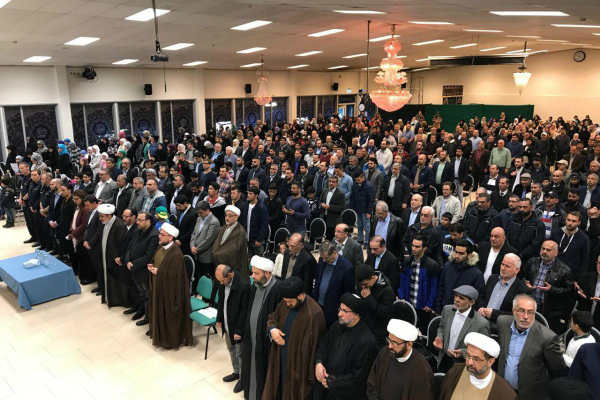 People gather at Imam Ali Islamic Center in Stockholm in solidarity with Muslims after mosque arson / Pics
