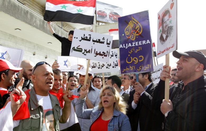 Denuncian que Al Jazeera Rodó Imágenes Falsas de un Supuesto Nuevo “Ataque Químico” en Siria