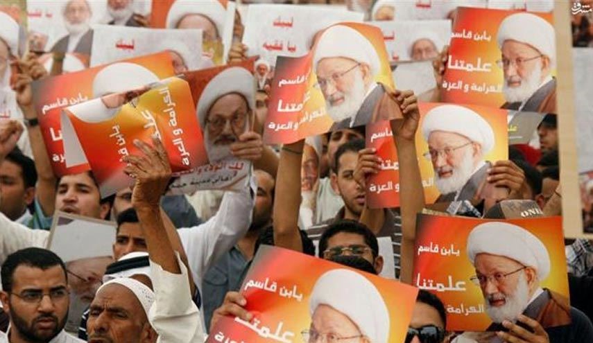 عشرات الآلاف يحتشدون ويتظاهرون تعبيرا عن رفضهم لمحاكمة الوجود الشيعي بالبحرين