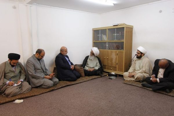 المرجع النجفي:ضرورة توحيد صفوف الشعوب الإِسلامية أمام كل التحديات التي تواجههم