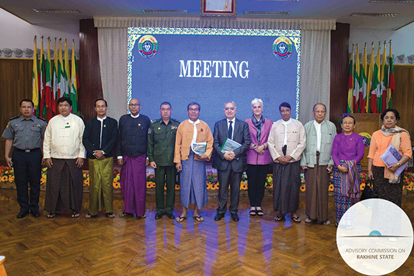 ရခိုင္အဖြဲ႕အစည္းမ်ားက ေတြ႕ဆံုမည္ဆုိပါက အခ်ိန္၊ေနရာမေရြးေတြ႕ရန္ အဆင္သင့္ရွိဟု ကိုဖီအာနန္ဦးေဆာင္ေသာ ရခိုင္အႀကံေပးေကာ္မရွင္ ကမ္းလွ
