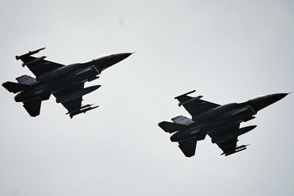 アメリカ軍がイラク北部を空爆、民間人３５名殉教、１３３名負傷