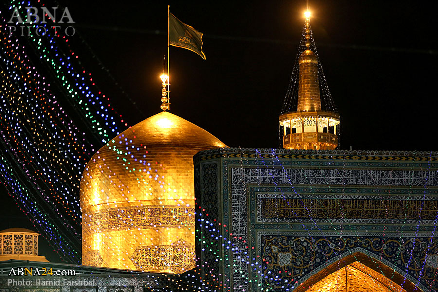 “Decoración e Iluminación en el Santuario del Imam ar-Rida (P) por la Noche del 15 de Sha’ban”