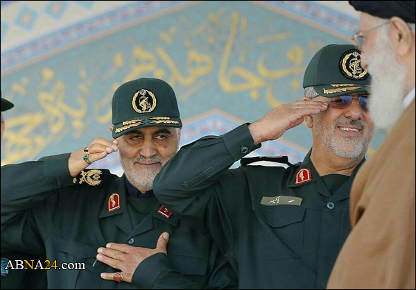 تحية عسكرية خاصة من الجنرال قاسم سليماني "للإمام الخامنئي" + (صورة)