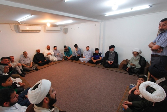المرجع النجفي: من أفضل أمكان التوبة والتضرع هي المراقد المقدسة 