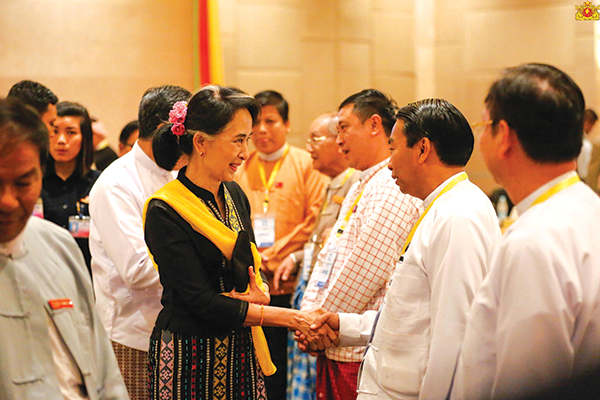 ၿငိမ္းခ်မ္းေရးအတြက္ စစ္မွန္သည့္ဆႏၵရွိ၊ မရွိ ျပည္သူလူထုႏွင့္ သမိုင္းက ဆံုးျဖတ္မည္ဟု ေဒၚေအာင္ဆန္းစုၾကည္ေျပာၾကား
