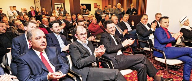  Startseite » Allgemein » Die Geschäftsleute gehören zu den erfolgreichen Muslimen Die Geschäftsleute gehören zu den erfolgreich