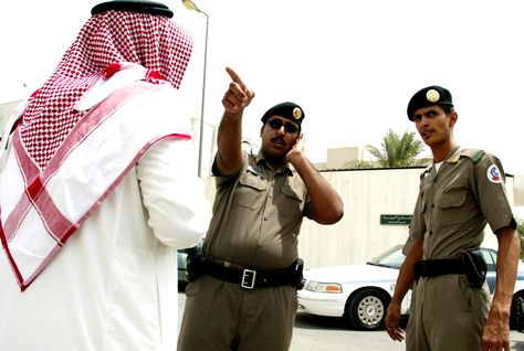 Saudi Shia town under siege from kingdom’s security services for sixth day