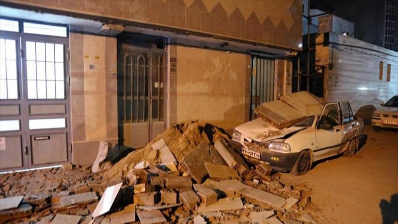3 mortos e 220 feridos, saldo de terremoto no nordeste do Irã.