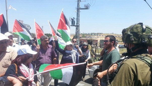 Israeli forces attack nonviolent Palestinian protesters near Nablus