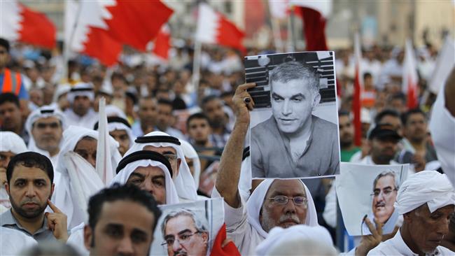 النظام يؤجل محاكمة الحقوقي نبيل رجب الى 30 مايو الجاري