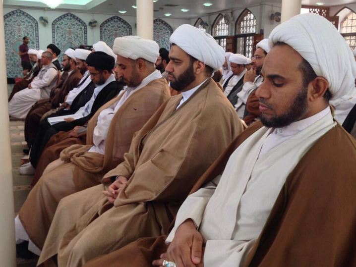 Scholars urged Bahrainis to gather in mosques before Sheikh Isa Qassem trial