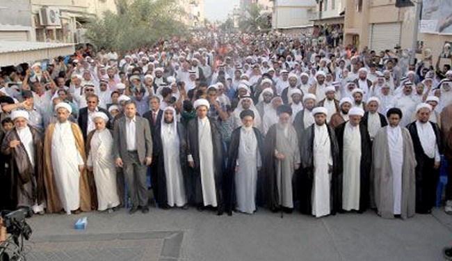 بيان لعلماء البحرين يدعون فيه الشعب الى ملء خنادق الدين بالمصلين الفدائيين