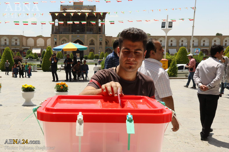 تقرير مصور/ ملحمة الشعب الايراني بالانتخابات في اصفهان 
