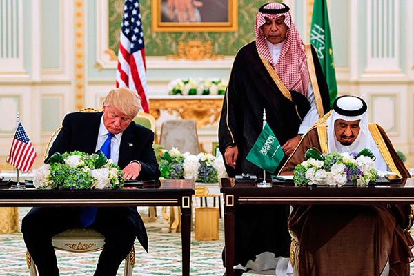 米政府、｢４６００億ドル規模の対サウジ兵器売却覚書に調印」