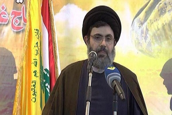 سعودی عرب کے ڈکٹیٹر بادشاہ کو اللہ تعالی کے بجائے امریکہ کی طاقت اور قدرت پر بہت زيادہ ناز اور اعتماد ہے
