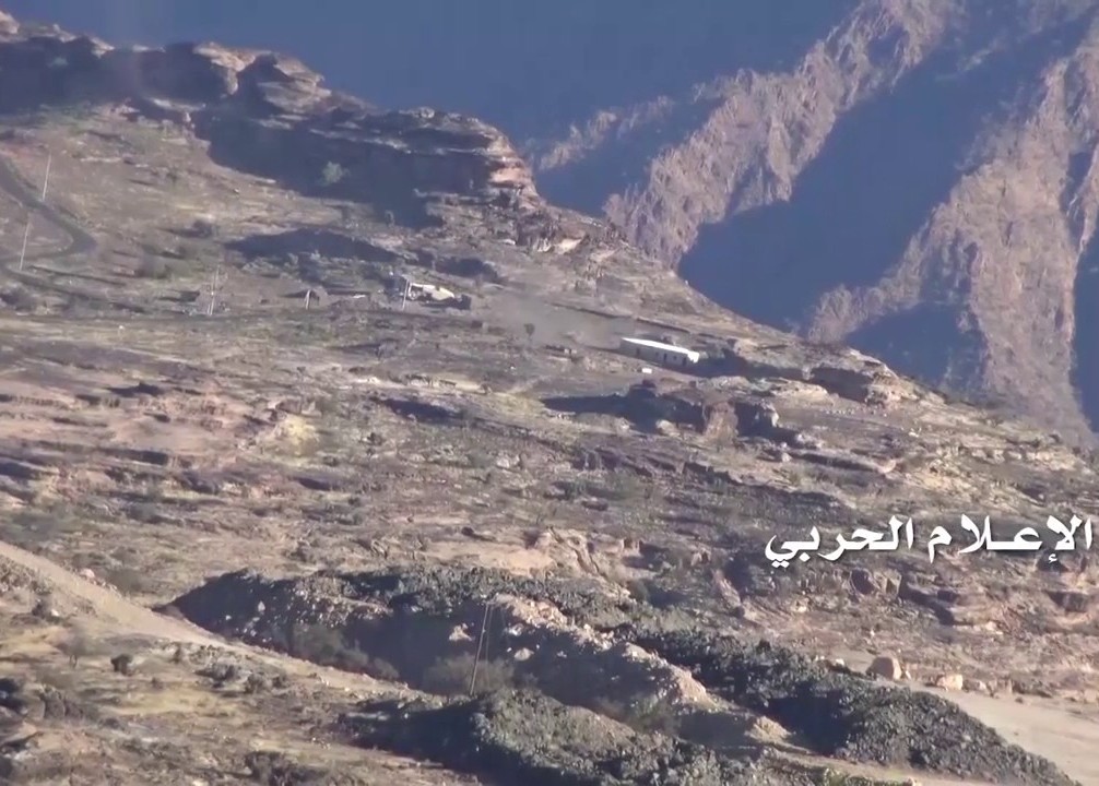 فيديو/ استهداف تجمعات للجيش السعودي غربي ربوعة عسير بقذائف الهاون