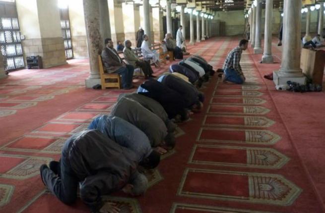 “El Gobierno de Al-Sissi Restringirá el Mes Sagrado de Ramadán en Egipto” 