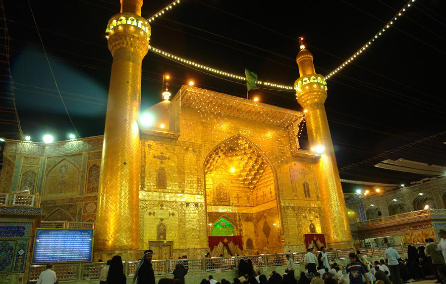 صيني يعقد قرانه على فتاة من النجف الأشرف في صحن الإمام علي (ع)