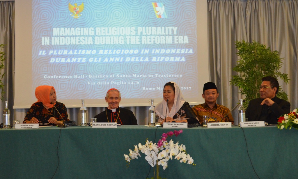Berbagi Pengalaman dalam Mengelola Keberagaman Indonesia, KBRI Vatikan Gelar Interfaith Dialogue