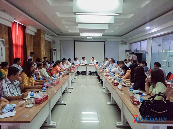 မႏၲေလးတြင္ အေမရိကန္ကုန္သည္မ်ားအသင္း ပထမဆံုးအႀကိမ္ လာေရာက္ေဆြးေႏြး