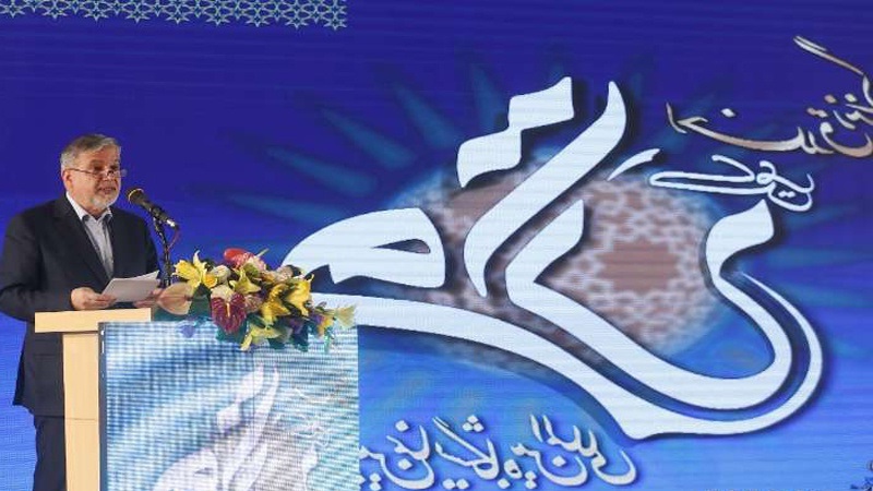وزیرثقافت و ہدایت اسلامی: قرآن کریم اخلاقی فضائل کا مکمل آئ‏ینہ ہے