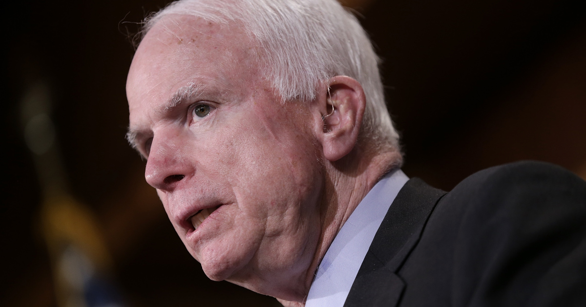 McCain: Poutine est une menace plus grande que Daesh
