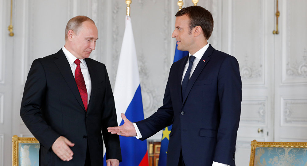 Emmanuel Macron: Sputnik e RT fizeram propaganda contra mim