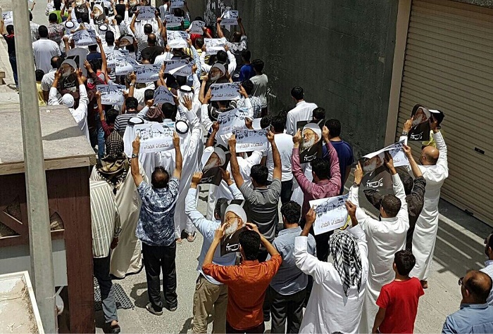 Bahrainis demonstrate against regime crackdown in Diraz