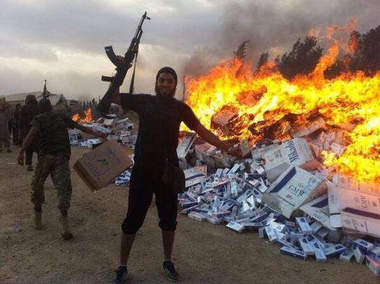 El DAESH Comienza a Quemar sus Documentos y Archivos en Iraq 