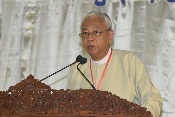 ကေလးမ်ား စာေပဖတ္႐ႈေလ့လာတတ္ေရး မိဘမ်ား ျဖည့္ဆည္းေပးရန္ သမၼတတိုက္တြန္း
