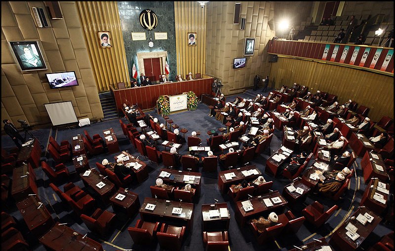 Iran's Assembly of Experts urges public turnout in demise anniversary of Imam Khomeini